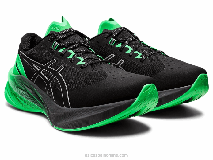 novablast 3 lite-show Asics 4L68739 negro/hoja nueva
