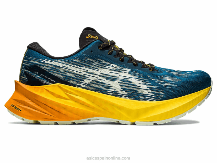novablast 3tr Asics 4L68421 baño natural/amarillo dorado