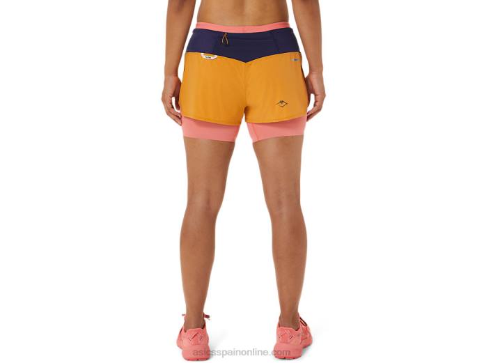 pantalón corto mujer fujitrail 2-n-1 Asics 4L682537 tormenta de arena/papaya