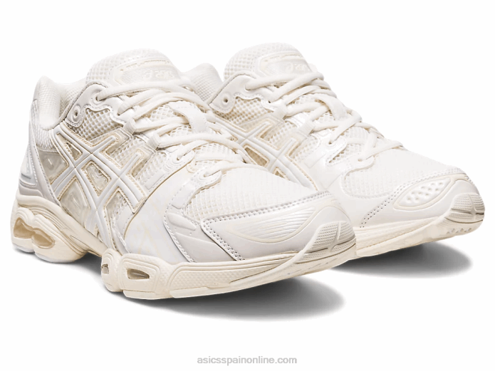 jessica gonsalves gel-nimbus 9 Asics 4L68696 blanco crema
